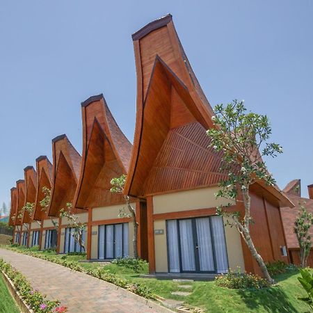 Shanaya Resort Malang Esterno foto
