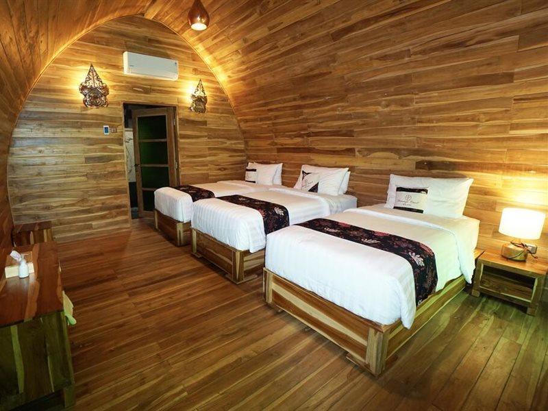 Shanaya Resort Malang Esterno foto