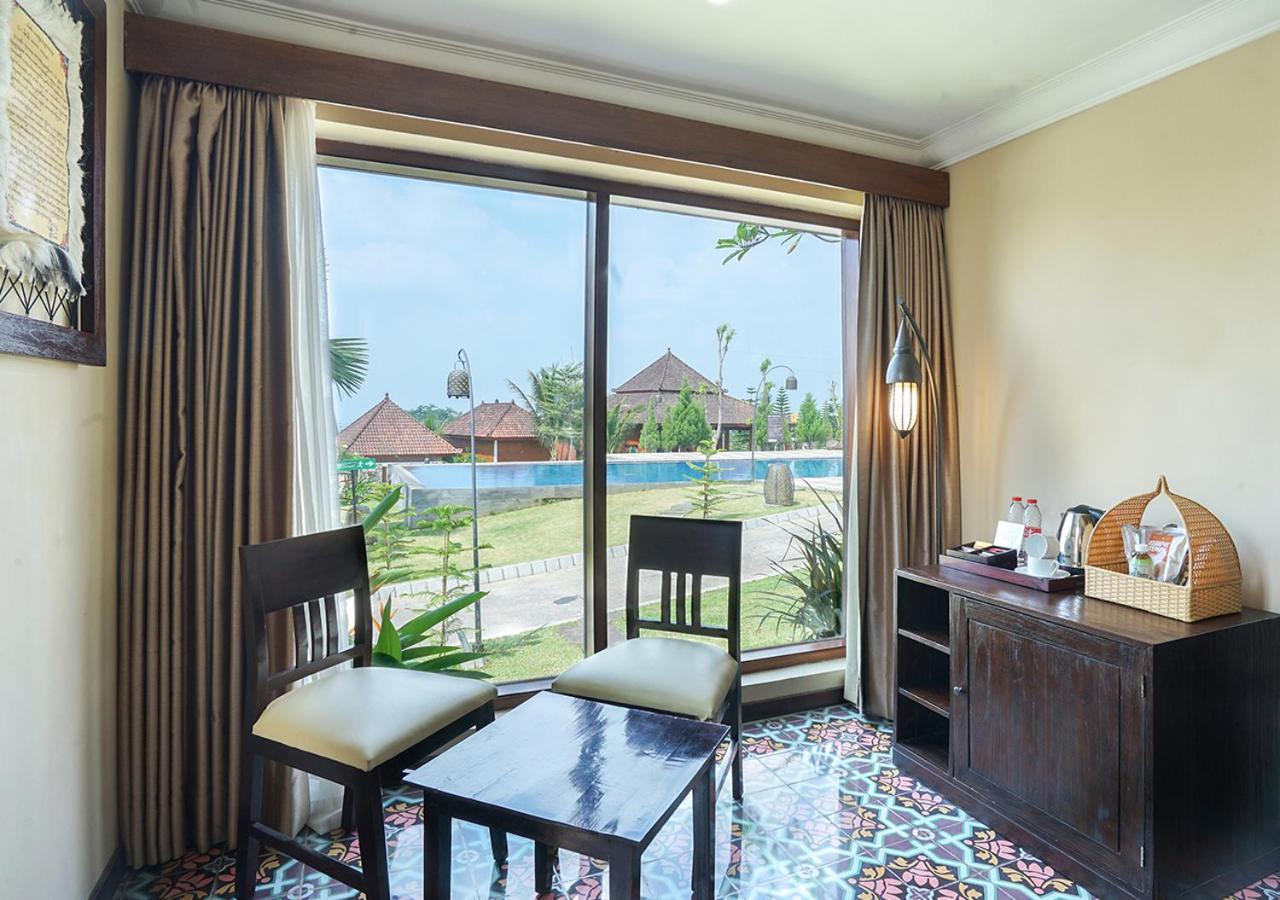 Shanaya Resort Malang Esterno foto